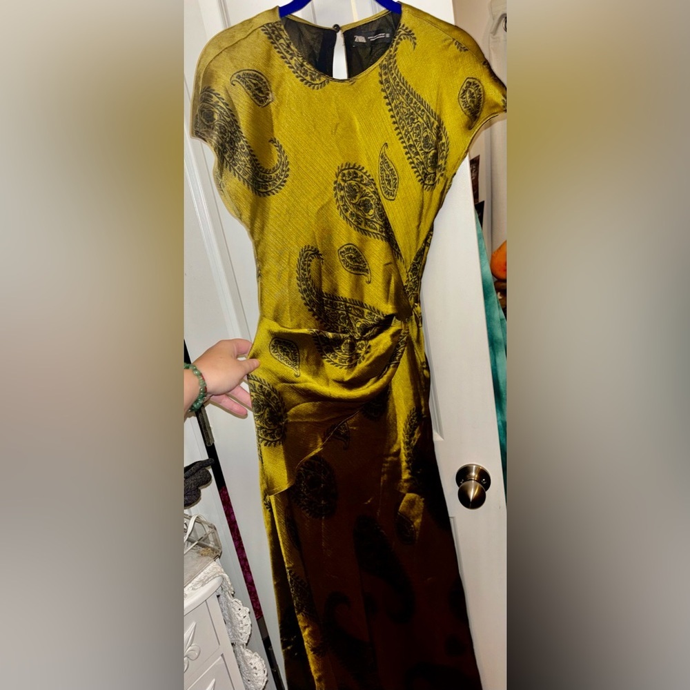 Zara Olive Paisley midi Dress small bias cut A300